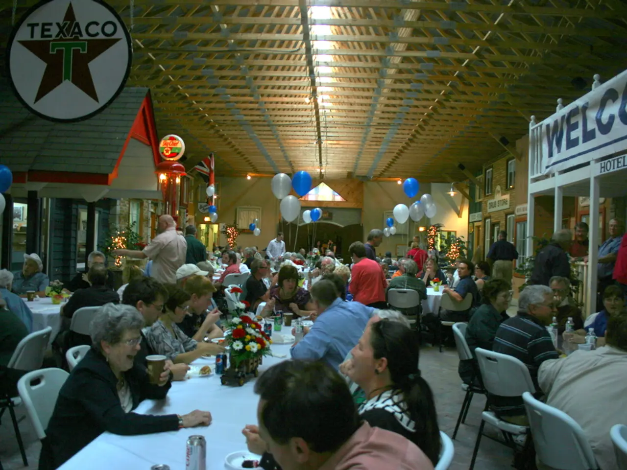 Homemade Outdoor Decorating Ideas for Summer Fun