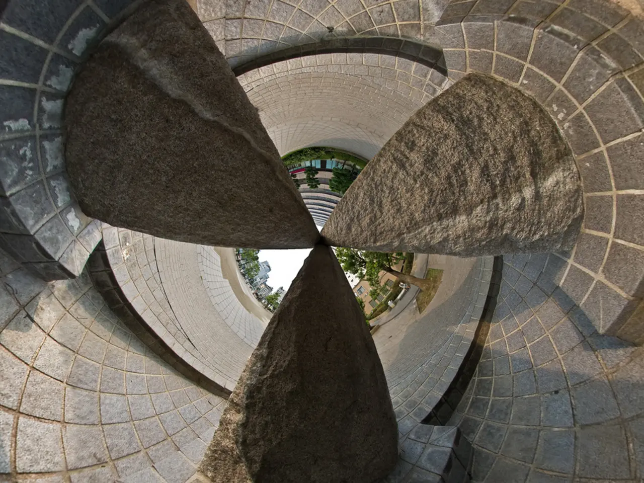 "Krämer Bridge Preview at Erfurter Ägiedienkirche"