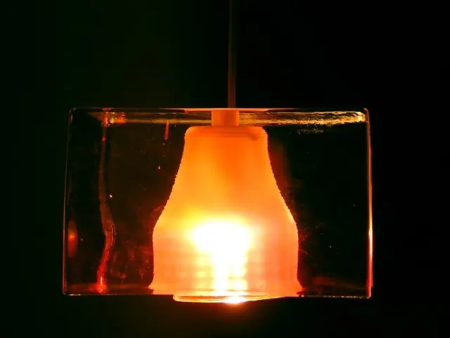 Himalayan Salt Lamps Claimed Benefits and Scientific Support