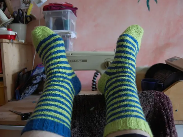 Unraveling the Secret to Perfectly Cutting a Knitted Sweater