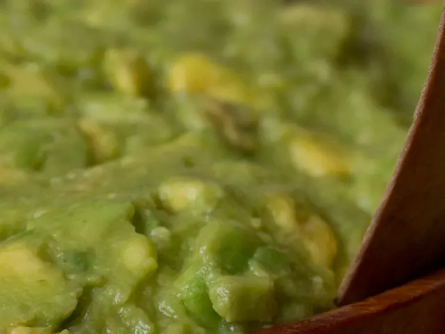 Functioning to secure the lid, no detonations of canisters are anticipated.