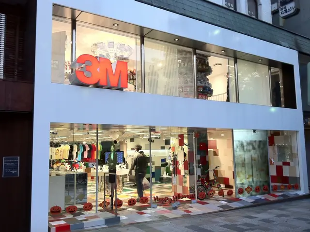 Fashion specialist here, detailing five intriguing design elements from the second season of...