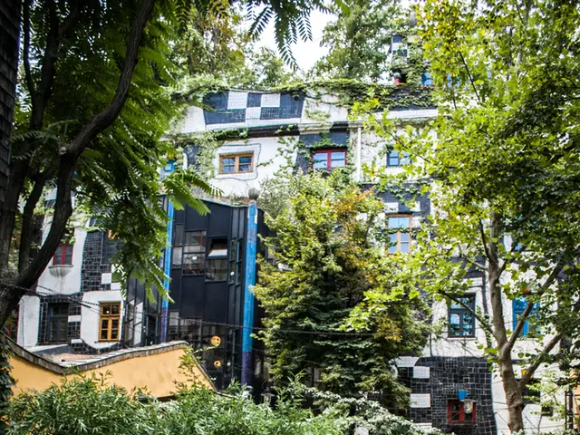 Energy-efficient heating methods for Danish greenhouses