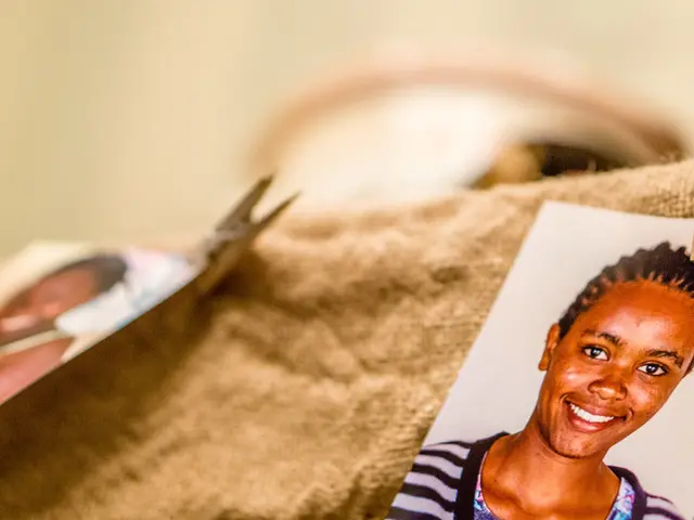 Organizational Essential Training for Minimizing Privacy Risks