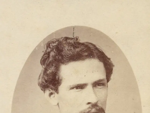 David Corenswet Crucially Embraces Autumn Fashion Over a Month Ahead of Schedule