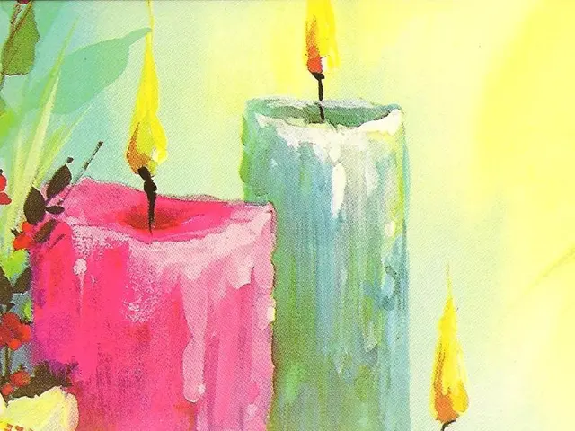 Desirable Candle Offering captivating Night-time Ambiance!