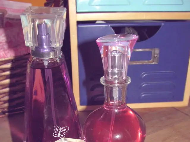 An unusual mix of fragrances, Pearfat offers.