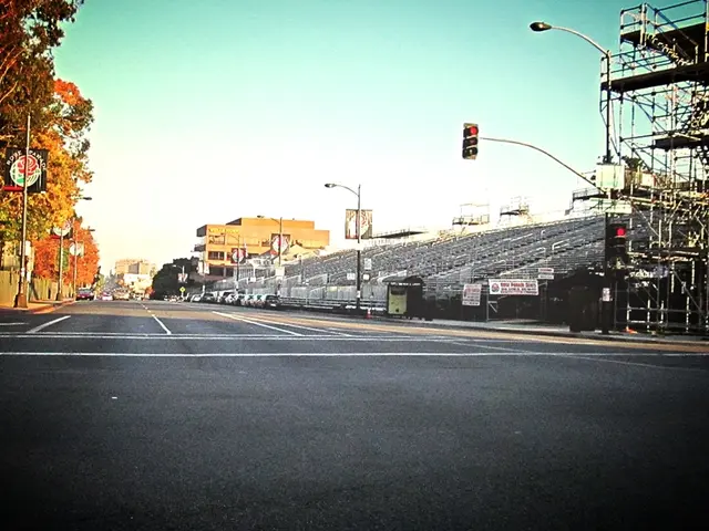 Trees Line Görresstrasse: Temporarily Designated Parking Spots
